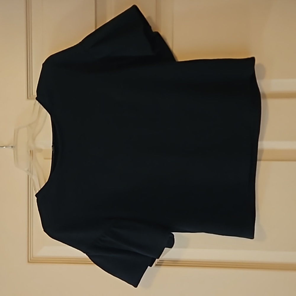 Express Black Cropped Textured Short Sleeved Top Ruffled Sleeves Small Petite